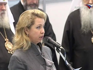 Православие в России: супруга Президента России Светлана Медведева посетила строящийся в столице храм преподобной Евфросинии Московской