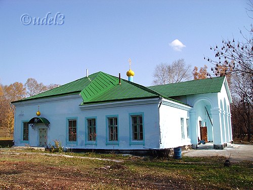 Бурея. Храм Серафима Саровского после ремонта.