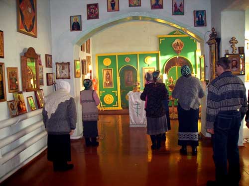 в храме п. Бурея Амурской области в день второго обретения мощей прп. Серафима, Саровского чудотворца 15 января 2008 года