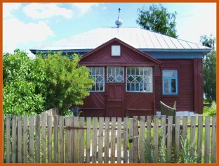 Православное христианство, храм Покрова Пресвятой Богородицы в селе Нармушадь Рязанской области в 2008 г.