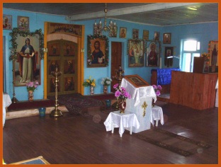 В храме Покрова Пресвятой Богородицы в селе Нармушадь Рязанской области в 2008 г.