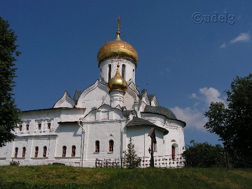 Православие в Звенигороде, фото храма Рождества Пресвятой Богородицы Саввино-Сторожевского ставропигиального монастыря